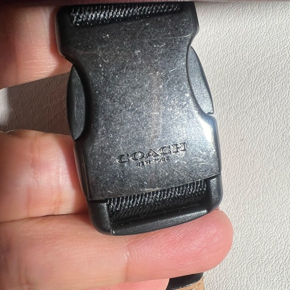 Coach Ranger Color block Pouch - Picture 13 of 17